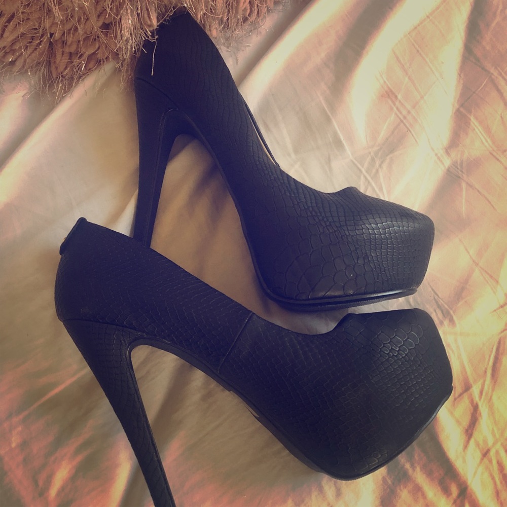 Heels sz 10